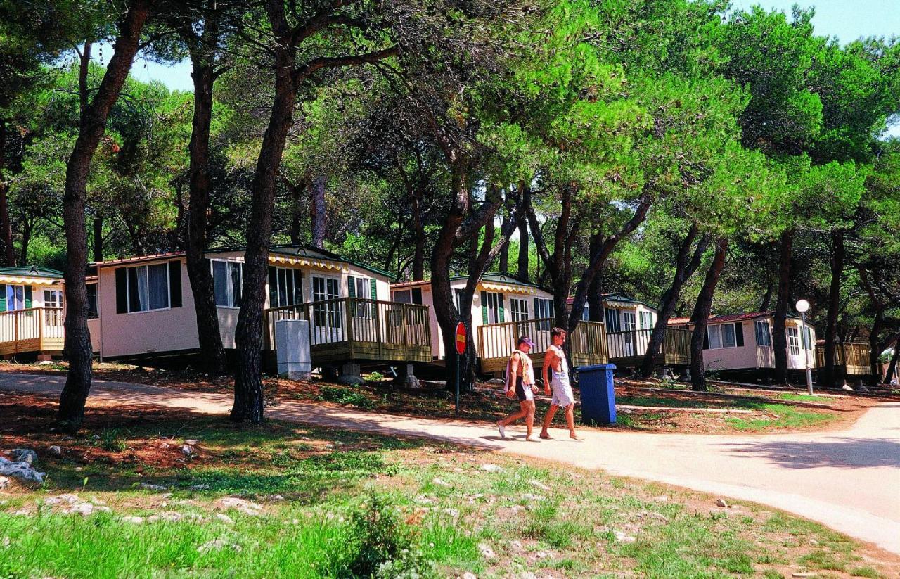 Arena Indije Mobile Homes Banjole Exterior photo